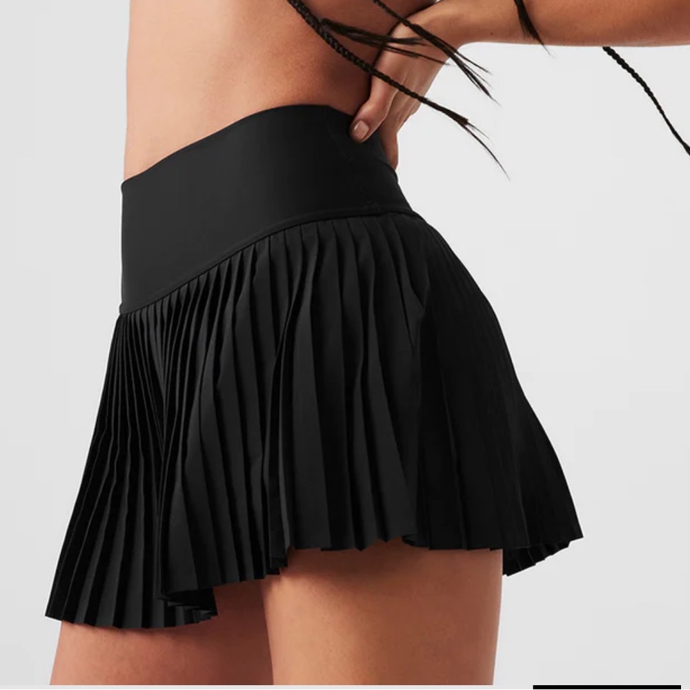 ALO tennis skirt